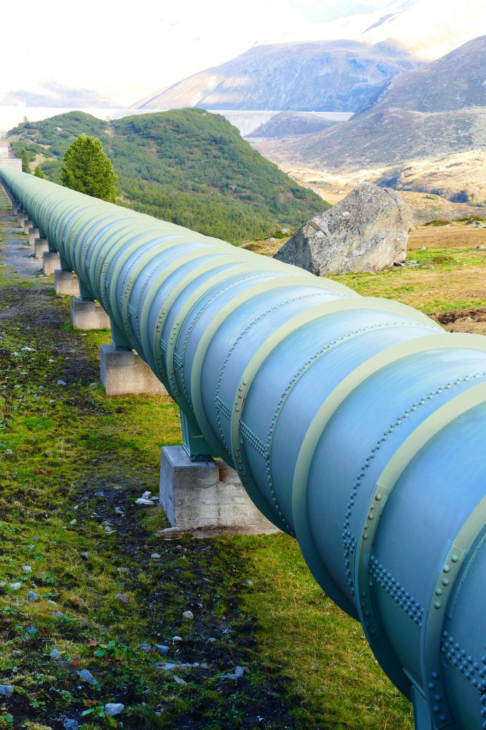 pipeline-509872_1920.jpg